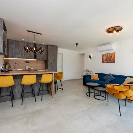 Noa Apartment *