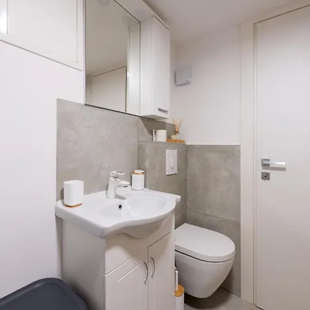 Noa Apartment